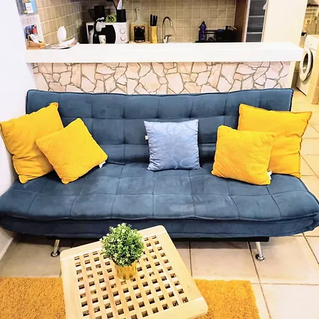 As Lucana - Ground Floor Apartment *