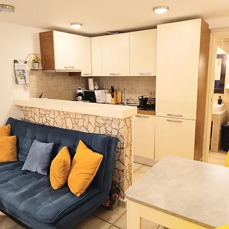 Apartment As Lucana - Ground Floor Vis